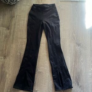 Alo yoga Airbrush High-Waist Flutter Legging